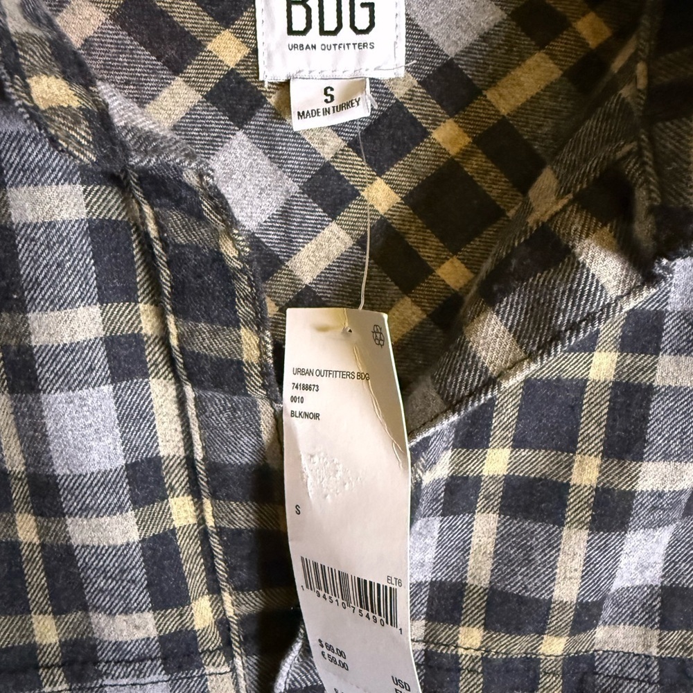 BDG Urban Outfitters Black Gray S Plaid Patchwork Flannel Shacket Granola Girl - Picture 4 of 9